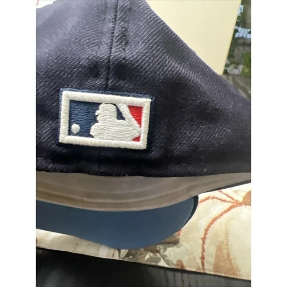 boston red sox cooperstown collection fitted hat 7 1/8. 1967 WS.‎ 657